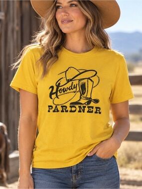 NWT Bandit Brand Howdy Pardner Western Graphic Tee Yellow Small
